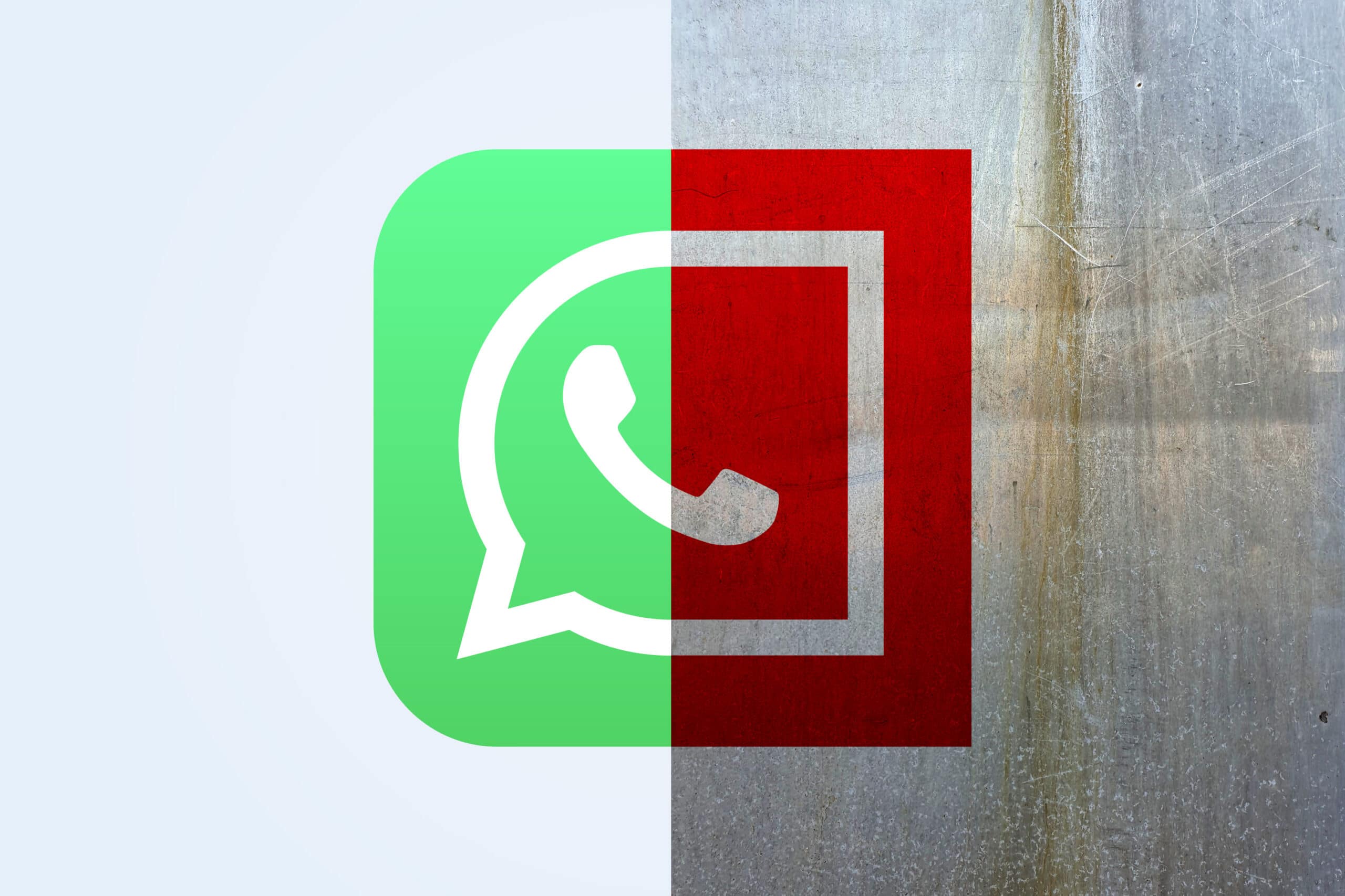 Logo de WhatsApp original et sa version maléfique.