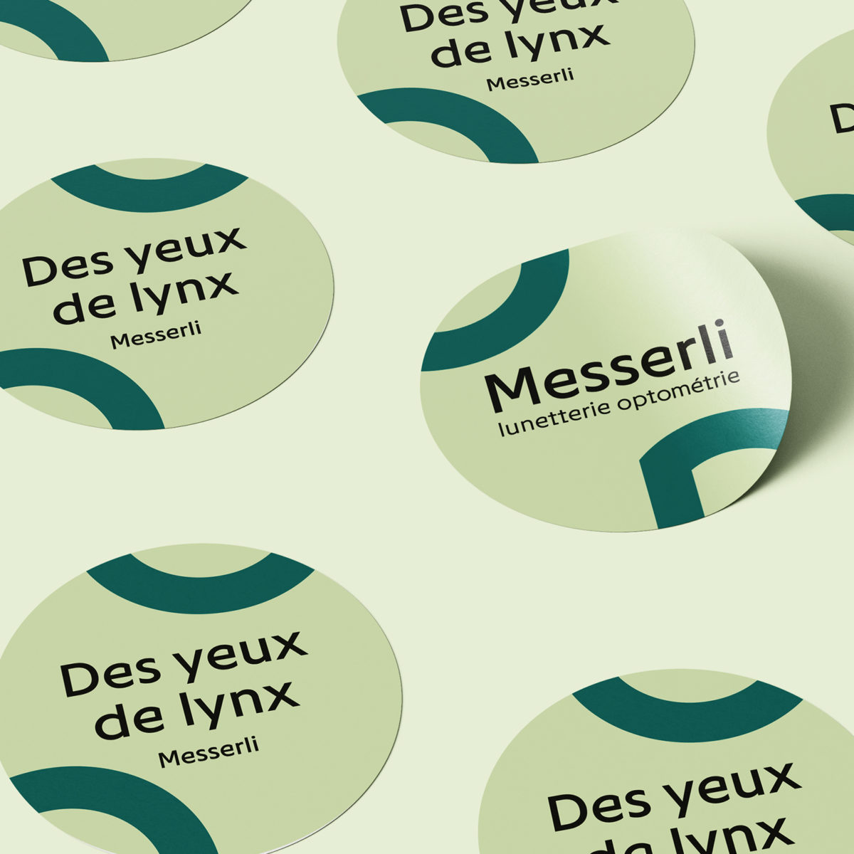Logo Messerli sur une série de stickers ronds: "des yeux de lynx".